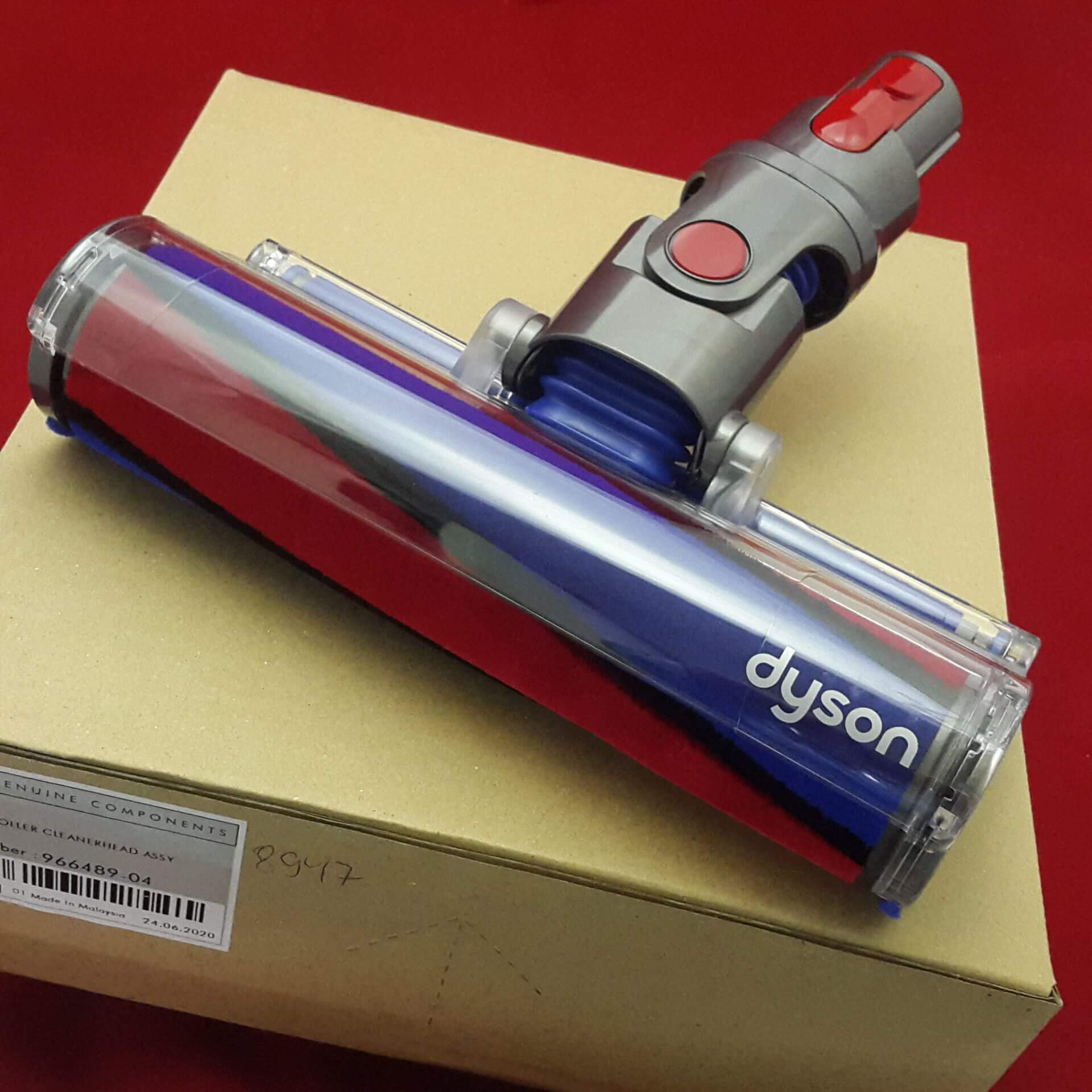 QR Насадка Fluffy с мягким валиком Dyson V8